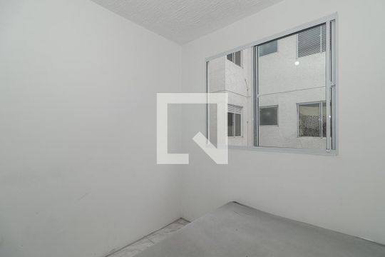 Quarto 2 de apartamento à venda com 2 quartos, 46m² em Rubem Berta, Porto Alegre