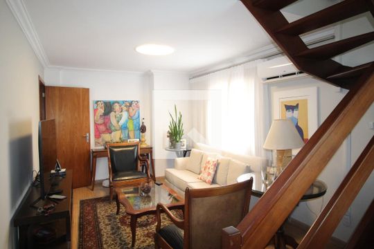 Sala de apartamento para alugar com 3 quartos, 217m² em Petrópolis, Porto Alegre