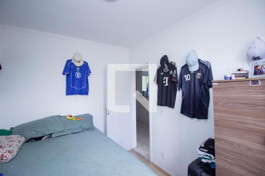 Quarto 1 de apartamento à venda com 2 quartos, 45m² em Cabral, Contagem
