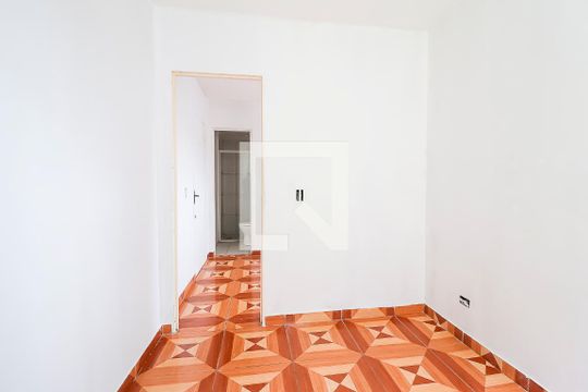 Quarto 2 de apartamento para alugar com 2 quartos, 40m² em Vila Taquari, São Paulo