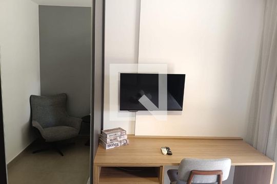 Sala/Quarto de kitnet/studio à venda com 1 quarto, 25m² em Moema, São Paulo