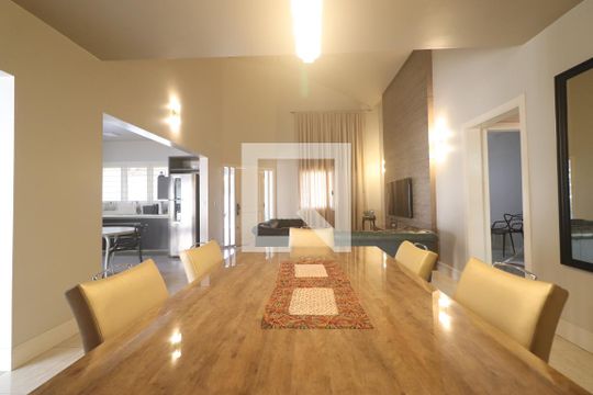 Sala de casa à venda com 3 quartos, 180m² em Primavera, Novo Hamburgo