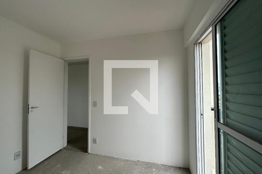 Quarto de apartamento à venda com 1 quarto, 85m² em Piqueri, São Paulo