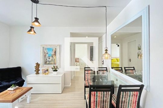 Sala de apartamento à venda com 1 quarto, 42m² em Rio Branco, Porto Alegre