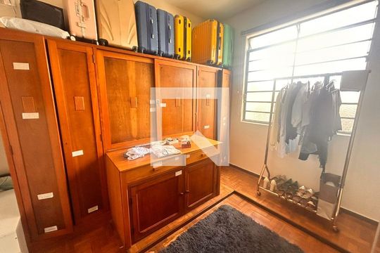 Quarto de casa para alugar com 5 quartos, 322m² em Colégio Batista, Belo Horizonte