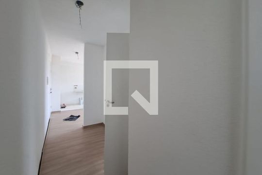 Sala - Corredor de apartamento à venda com 1 quarto, 42m² em Jardim do Lago, Osasco