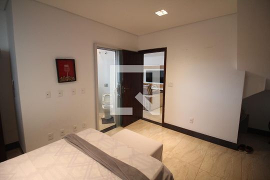 Quarto 1 de casa para alugar com 4 quartos, 322m² em Tirol (Barreiro) , Contagem