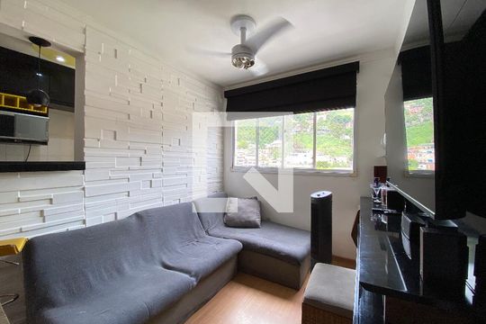 Apartamento à venda com 2 quartos, 60m² em Encantado, Rio de Janeiro