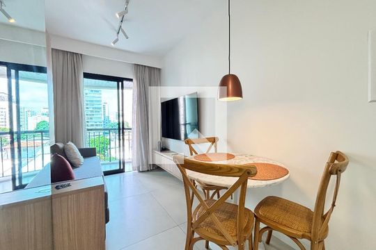 Sala/Cozinha de apartamento à venda com 1 quarto, 30m² em Indianópolis, São Paulo