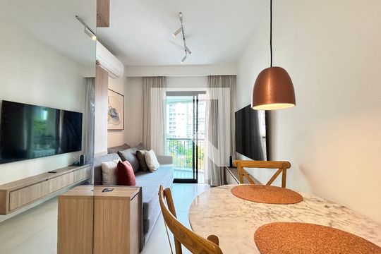 Sala/Cozinha de apartamento à venda com 1 quarto, 30m² em Indianópolis, São Paulo