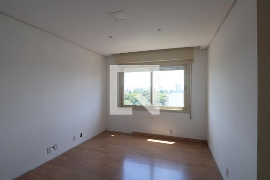 Quarto  de apartamento para alugar com 2 quartos, 113m² em Centro, Canoas
