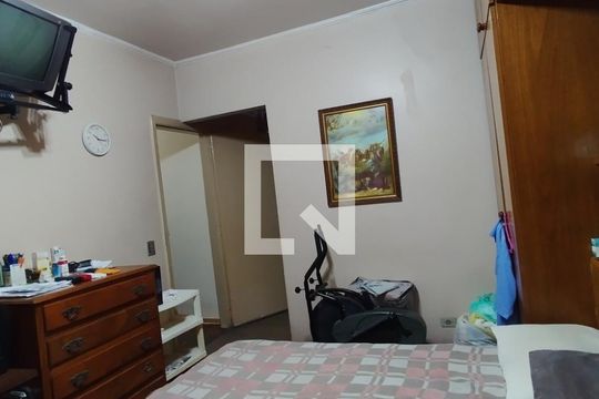 Quarto de casa à venda com 3 quartos, 300m² em Jardim das Flores, São Paulo