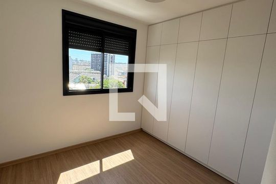Quarto de apartamento à venda com 2 quartos, 62m² em Azenha, Porto Alegre