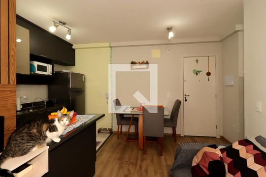 Sala de apartamento à venda com 2 quartos, 39m² em Santa Maria, Santo André