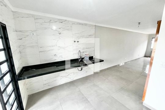 Sala/Cozinha de casa para alugar com 2 quartos, 135m² em Vila Prado, São Paulo