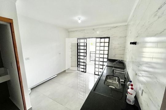 Sala/Cozinha de casa para alugar com 2 quartos, 135m² em Vila Prado, São Paulo