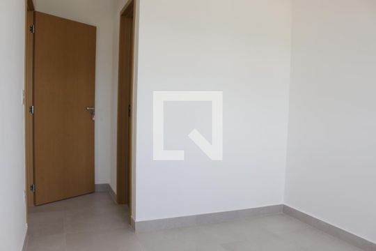 Apartamento para alugar com 4 quartos, 253m² em Conjunto Residencial Storil, Aparecida de Goiânia