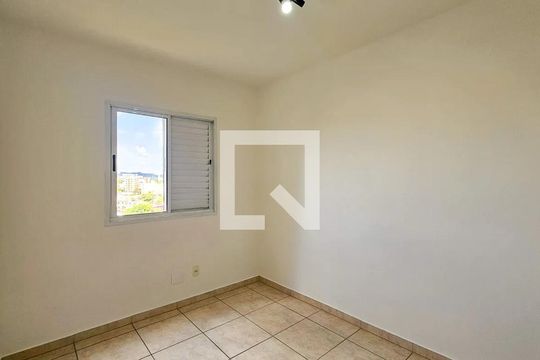 Quarto de apartamento à venda com 2 quartos, 70m² em Retiro, Jundiaí