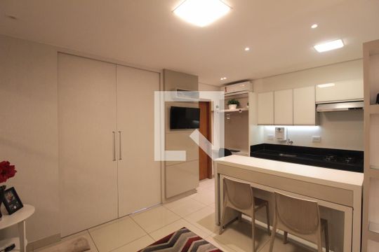 Sala e Copa de kitnet/studio à venda com 1 quarto, 32m² em Santa Rosa, Belo Horizonte