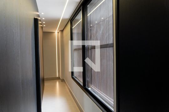 Corredor de casa à venda com 5 quartos, 360m² em Nova Granada, Belo Horizonte