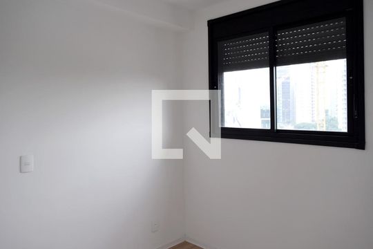 Quarto de kitnet/studio para alugar com 1 quarto, 26m² em Pinheiros, São Paulo