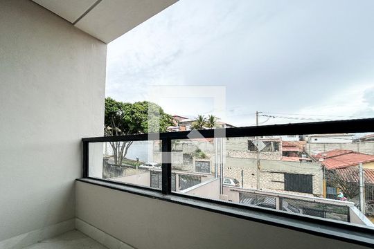 Casa à venda com 3 quartos, 180m² em Canaa, Belo Horizonte