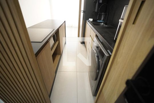Sala/cozinha de apartamento à venda com 2 quartos, 69m² em Setor Bueno, Goiânia