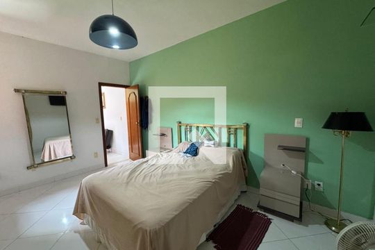 quarto 1 de casa à venda com 4 quartos, 210m² em Boa Vista, Belo Horizonte
