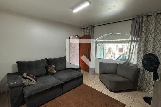 Sala de casa para alugar com 2 quartos, 100m² em Jardim Pilar, Santo André