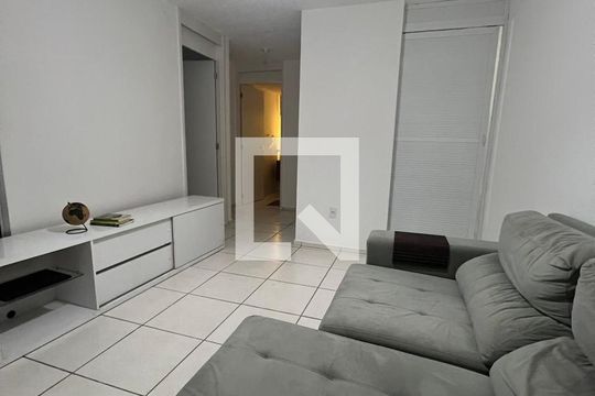 Sala de apartamento à venda com 2 quartos, 45m² em Tomás Coelho, Rio de Janeiro