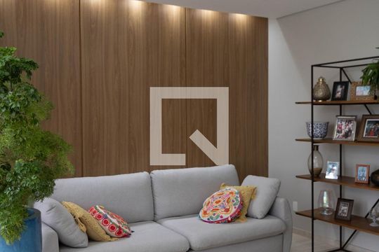 Casa 1 - Sala 1 de casa à venda com 6 quartos, 487m² em Estoril, Belo Horizonte
