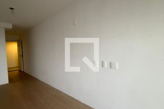 Sala / Quarto de apartamento para alugar com 1 quarto, 30m² em Centro, Rio de Janeiro