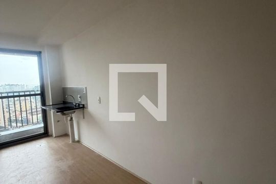Sala / Quarto de apartamento para alugar com 1 quarto, 30m² em Centro, Rio de Janeiro