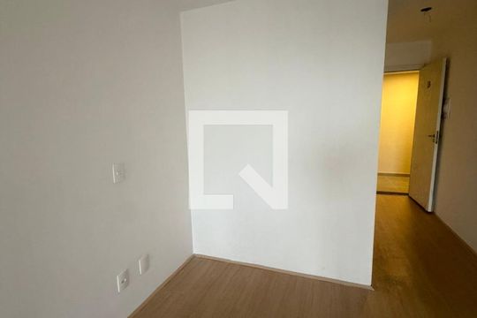 Sala / Quarto de apartamento para alugar com 1 quarto, 30m² em Centro, Rio de Janeiro