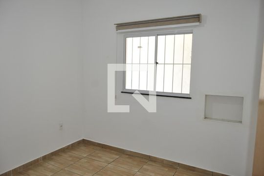 Casa à venda com 3 quartos, 360m² em Piedade, Rio de Janeiro