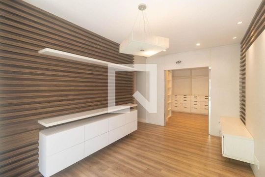 Quarto 2 de casa para alugar com 3 quartos, 408m² em Navegantes, Porto Alegre