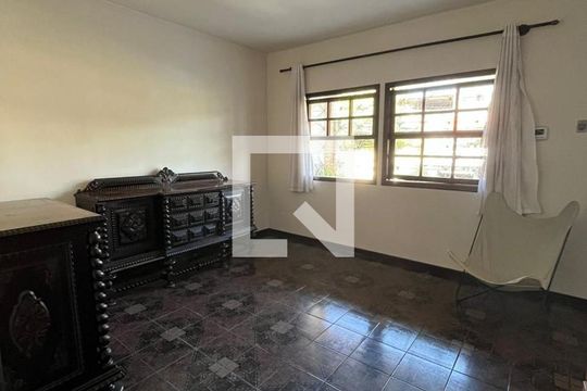 Quarto de casa à venda com 5 quartos, 321m² em Curicica, Rio de Janeiro