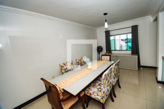 Casa à venda com 3 quartos, 143m² em Jardim Guanabara, Belo Horizonte