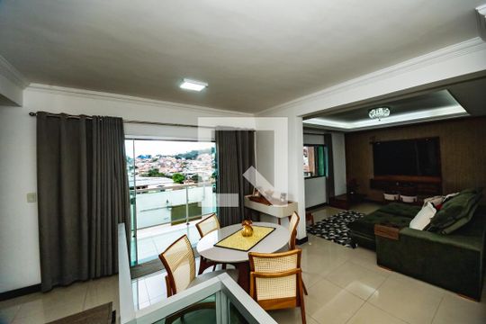 Casa à venda com 3 quartos, 143m² em Jardim Guanabara, Belo Horizonte