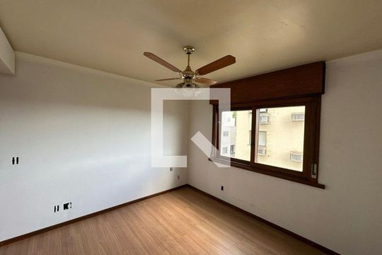 Quarto 3 de apartamento para alugar com 3 quartos, 134m² em Mont’Serrat, Porto Alegre