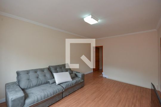 Casa à venda com 3 quartos, 310m² em Jardim Pedreira, São Paulo