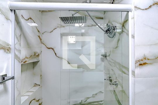 Banheiro de kitnet/studio à venda com 1 quarto, 28m² em Vila Matilde, São Paulo