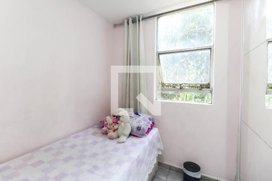Quarto 1 de apartamento para alugar com 3 quartos, 50m² em Guaianases, São Paulo