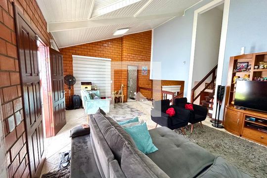 Sala de casa para alugar com 3 quartos, 222m² em Jardim Rosa de Franca, Guarulhos