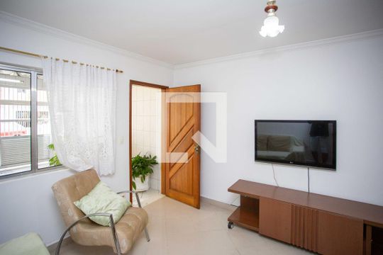 Sala de TV de casa à venda com 3 quartos, 101m² em Vila Clara, São Paulo
