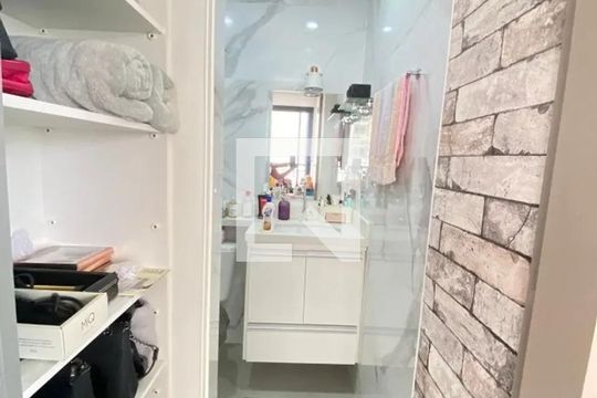 Banheiro de kitnet/studio à venda com 1 quarto, 25m² em Santana, São Paulo