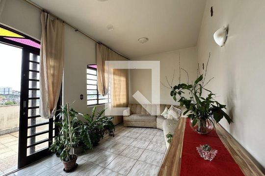 Casa à venda com 3 quartos, 110m² em Jardim Guanabara, Belo Horizonte