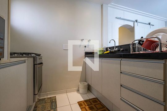 Sala/Cozinha de apartamento à venda com 3 quartos, 95m² em Jardim Paulista, São Paulo