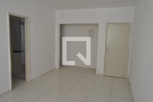 Apartamento para alugar com 2 quartos, 75m² em Todos Os Santos, Rio de Janeiro