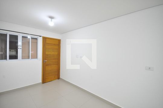 Sala de apartamento à venda com 1 quarto, 33m² em Vila Mazzei, São Paulo